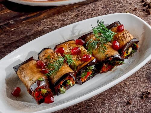 Рулетики из баклажанов